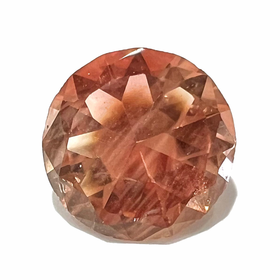 Orange Red Oregon Sunstone Faceted Oval Shape 7.2x9.2mm 2.90 Cts Ponderosa  Mine, Oregon, USA 