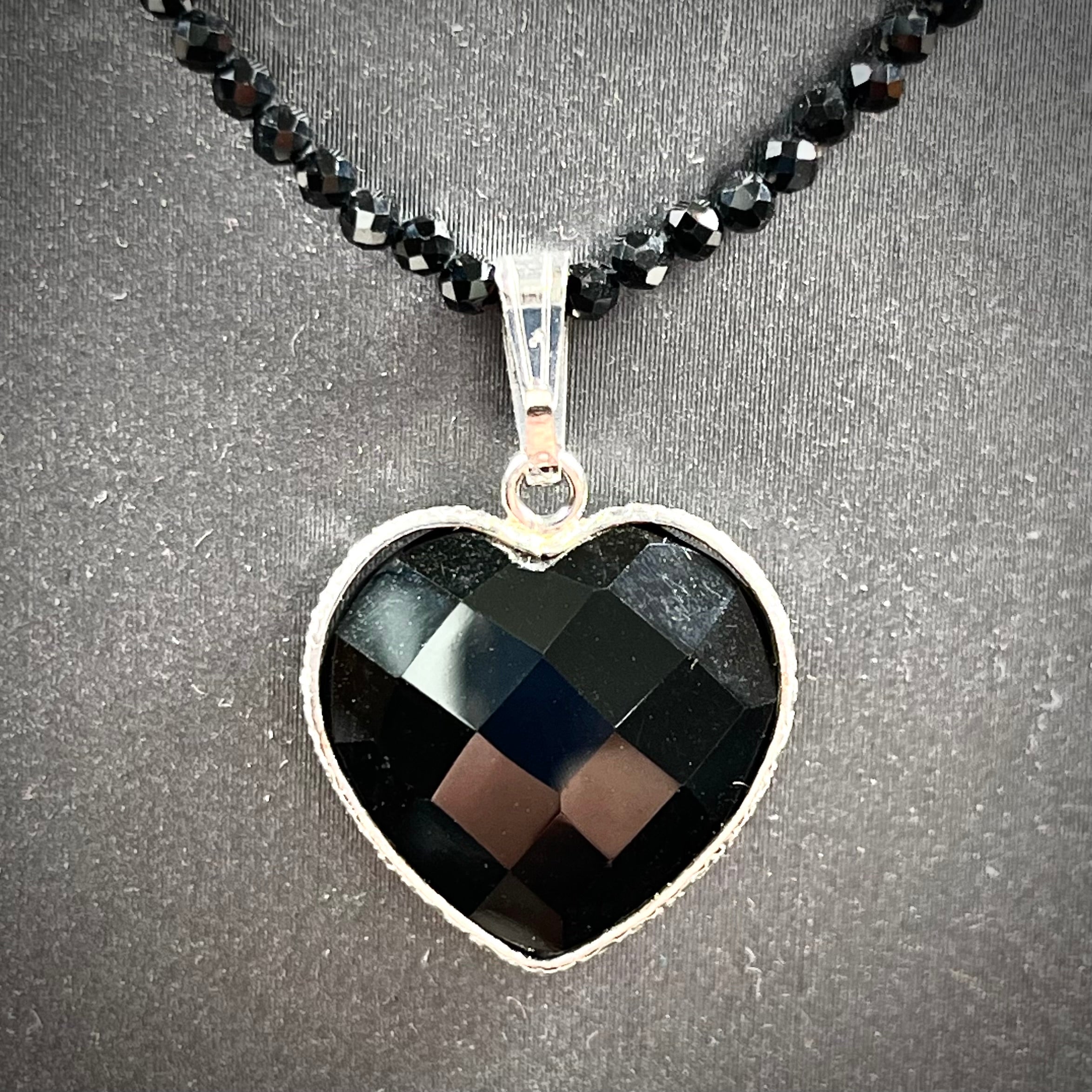 Faceted Black Spinel Heart Beaded Necklace | Burton's – Burton's