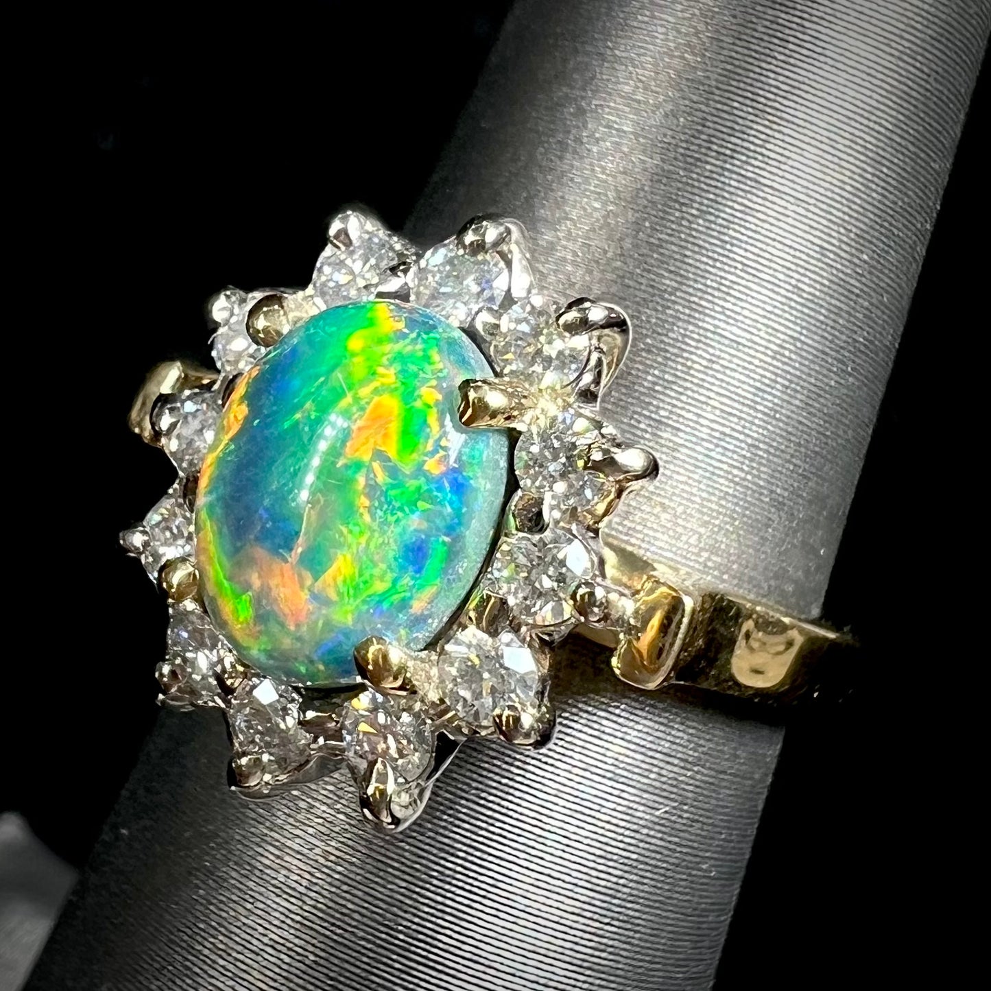 "Rolling Cat's Eye" | 1.62ct Lightning Ridge Black Opal & Diamond Ring in 18kt Gold