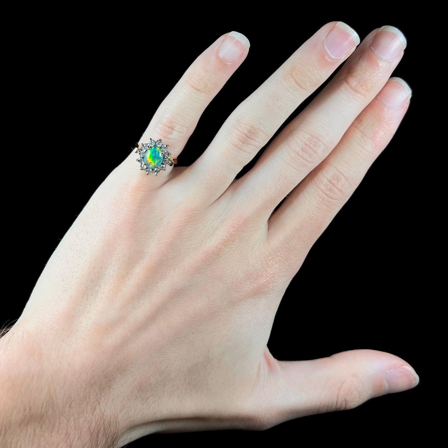 "Rolling Cat's Eye" | 1.62ct Lightning Ridge Black Opal & Diamond Ring in 18kt Gold