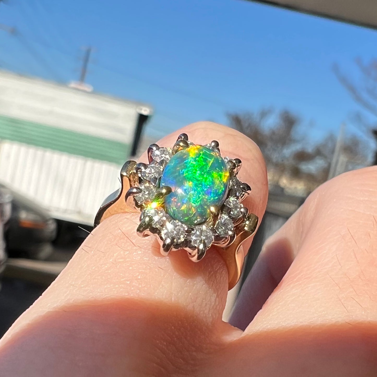 "Rolling Cat's Eye" | 1.62ct Lightning Ridge Black Opal & Diamond Ring in 18kt Gold