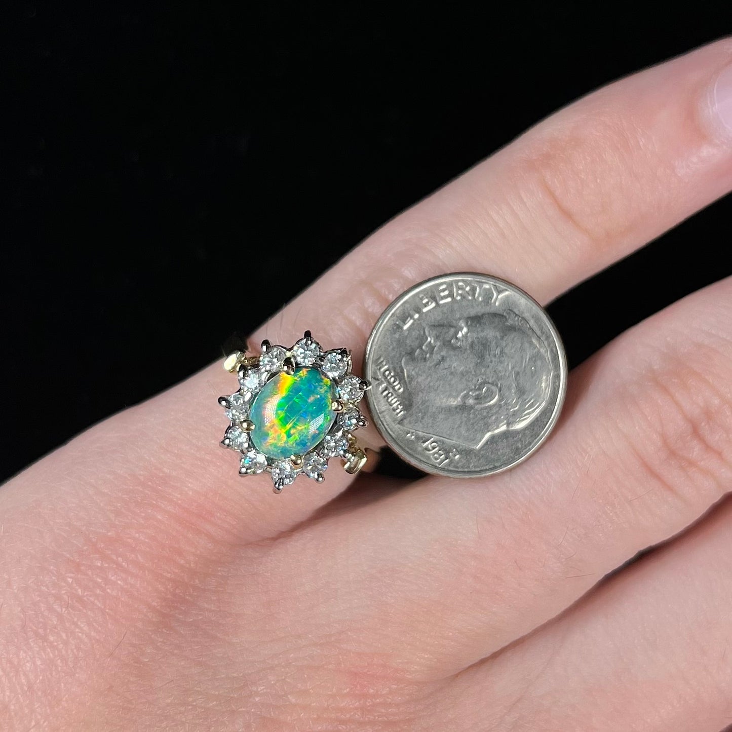 "Rolling Cat's Eye" | 1.62ct Lightning Ridge Black Opal & Diamond Ring in 18kt Gold