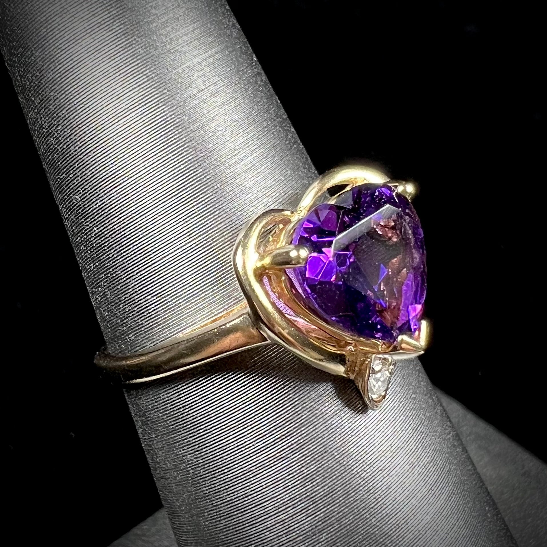 10kt amethyst authentic ring