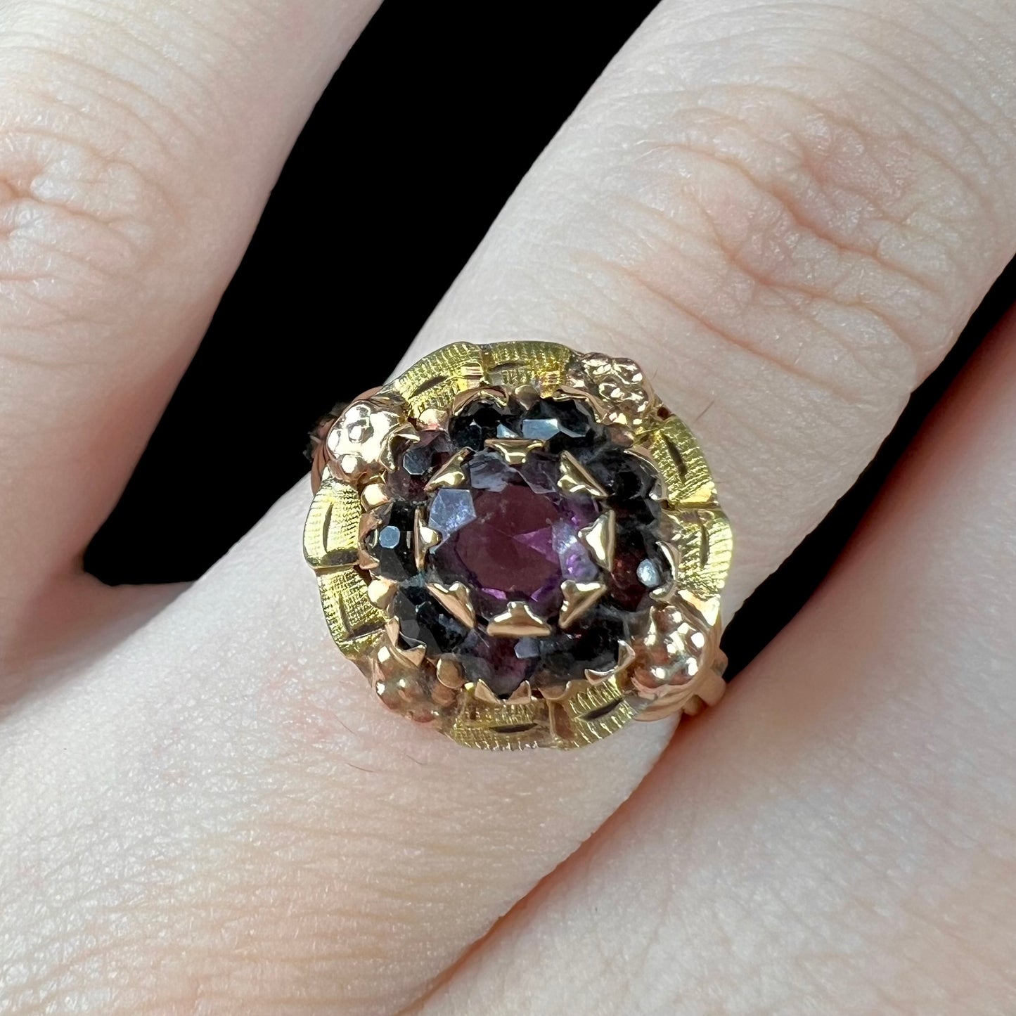 Art Nouveau Rhodolite Garnet Halo Ring in 10kt Gold | Antique, c.1920's