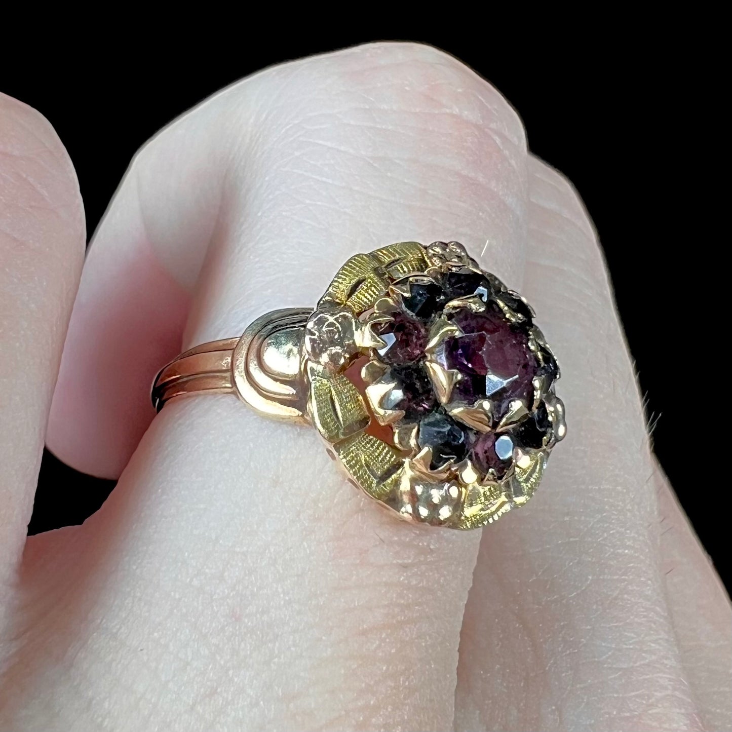 Art Nouveau Rhodolite Garnet Halo Ring in 10kt Gold | Antique, c.1920's