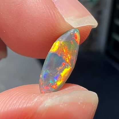 0.98ct Lightning Ridge Black Opal | #E58