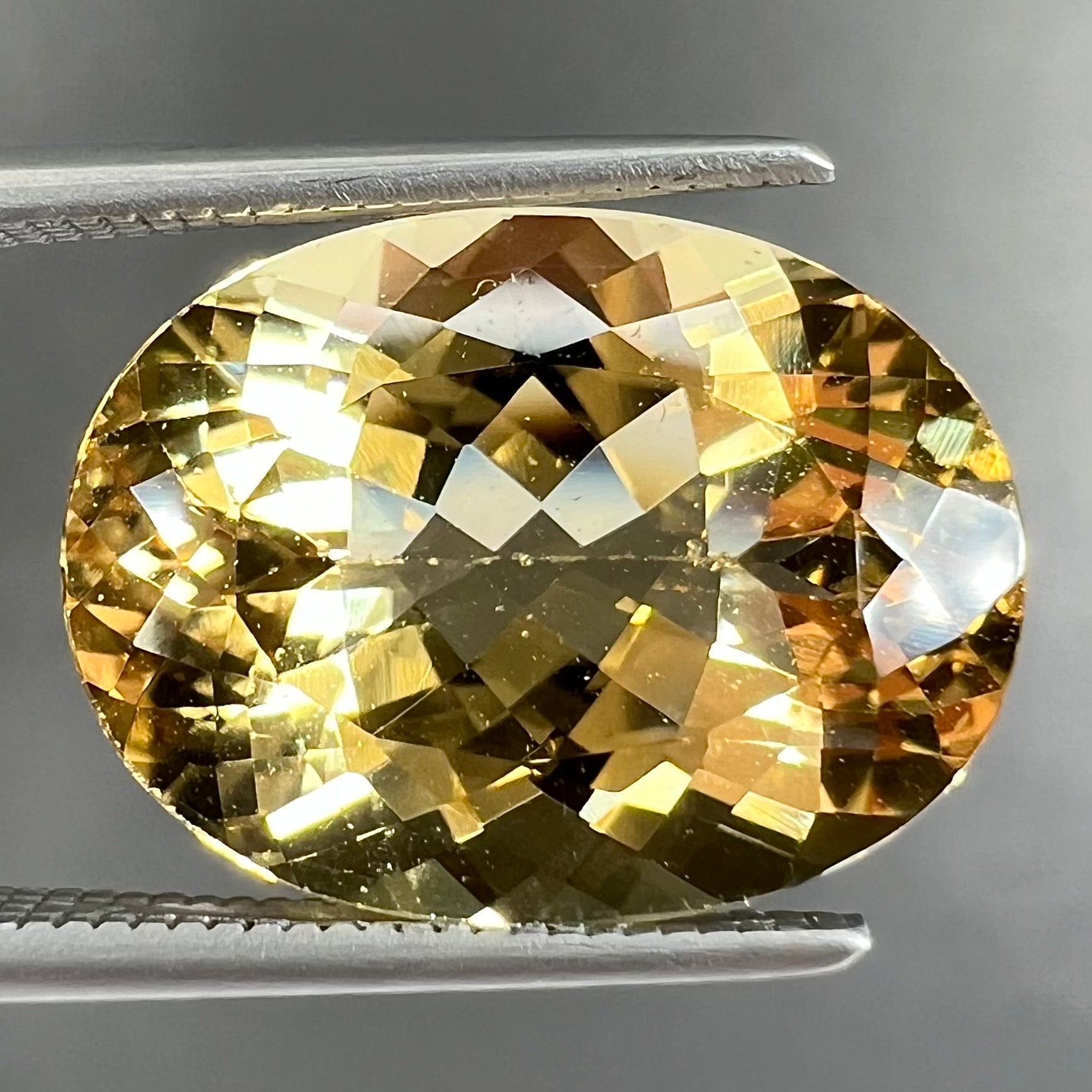 Natural Golden Beryl, Oval Cut Loose Gemstone, 8.12 carats, 15.80 X 10.30 mm, VVS deals Clarity