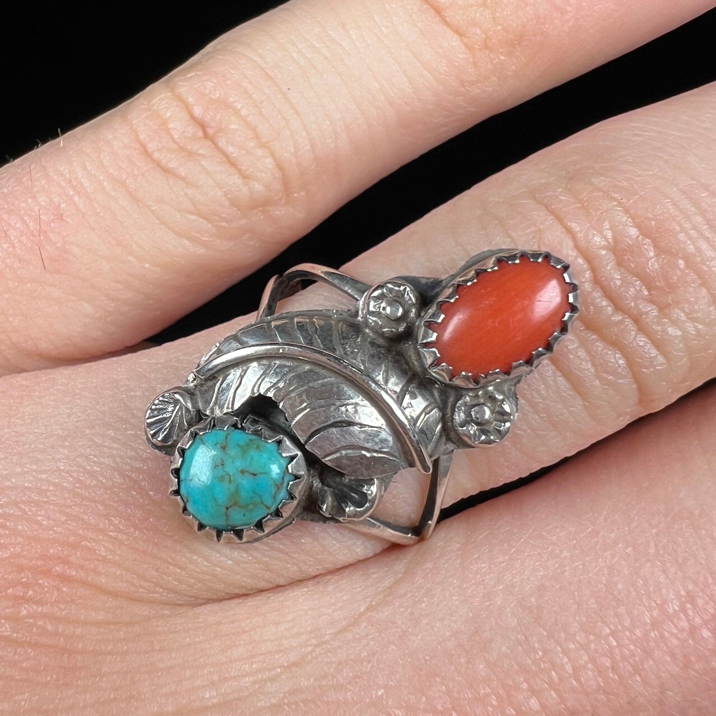 Vintage Southwestern Sterling store Silver Turquoise & Coral Ring