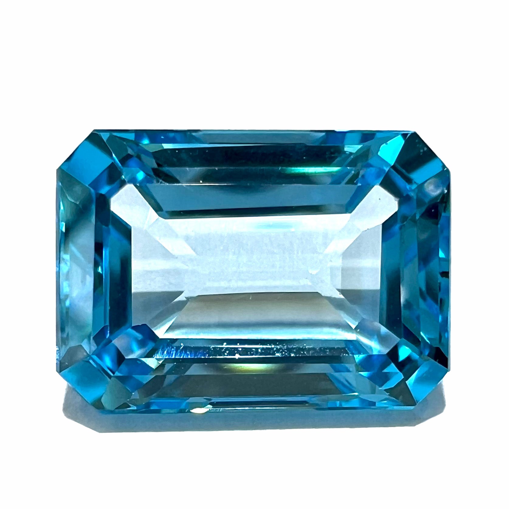 Store Natural Certified Swiss Blue Topaz Faceted Emerald Cut 6.20 Ct Loose Gemstone For Ring