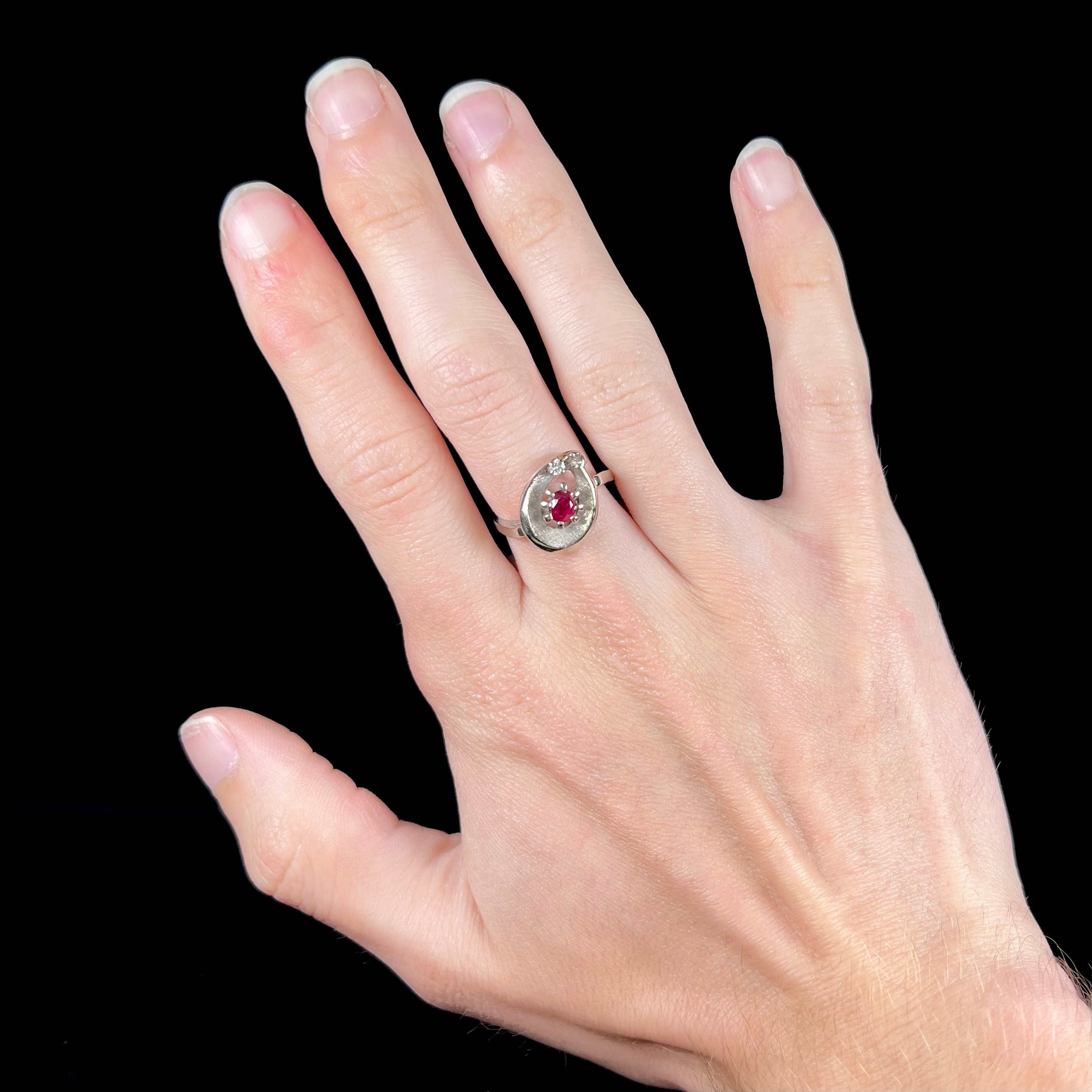 Ladies hot sale ruby rings