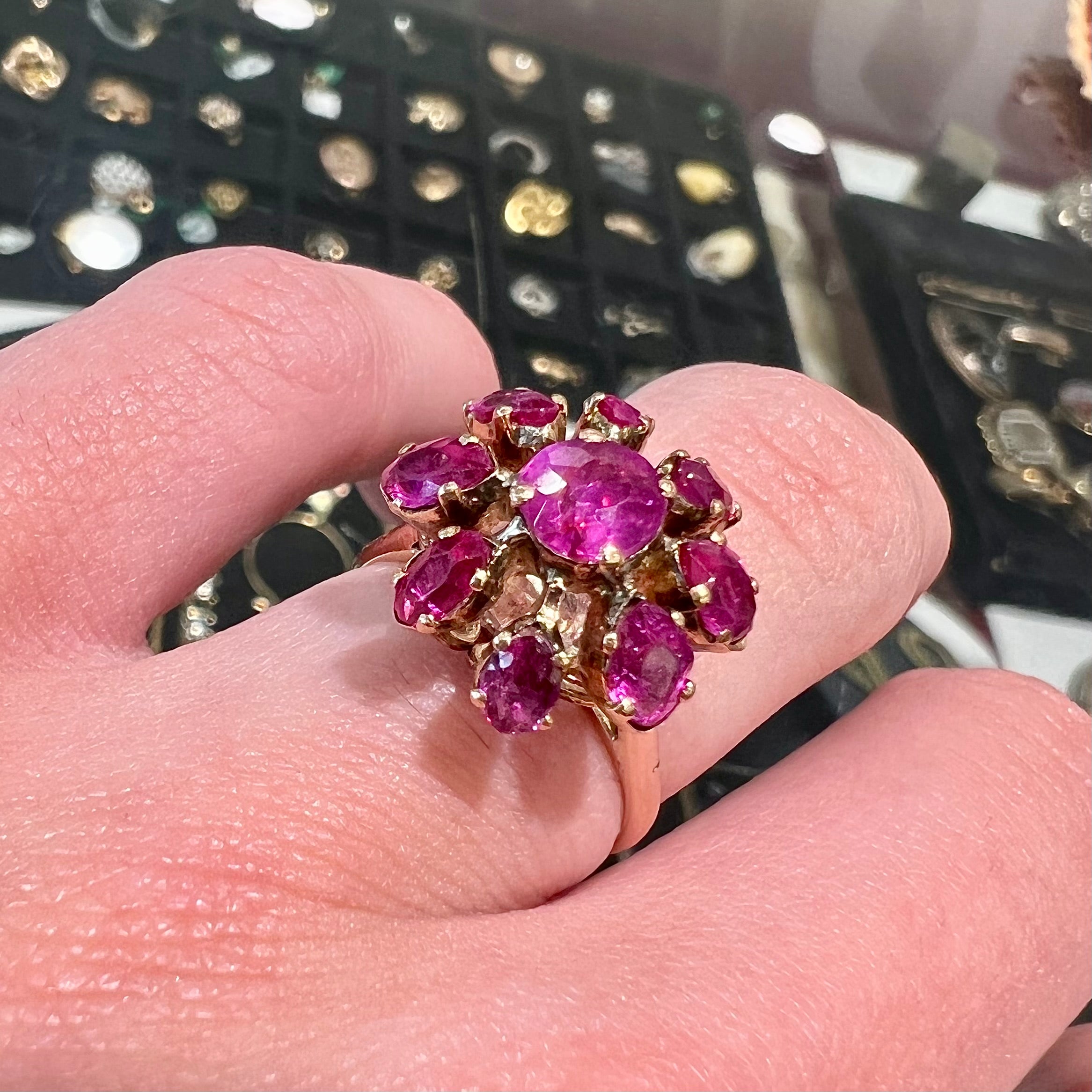 Antique ruby cluster deals ring