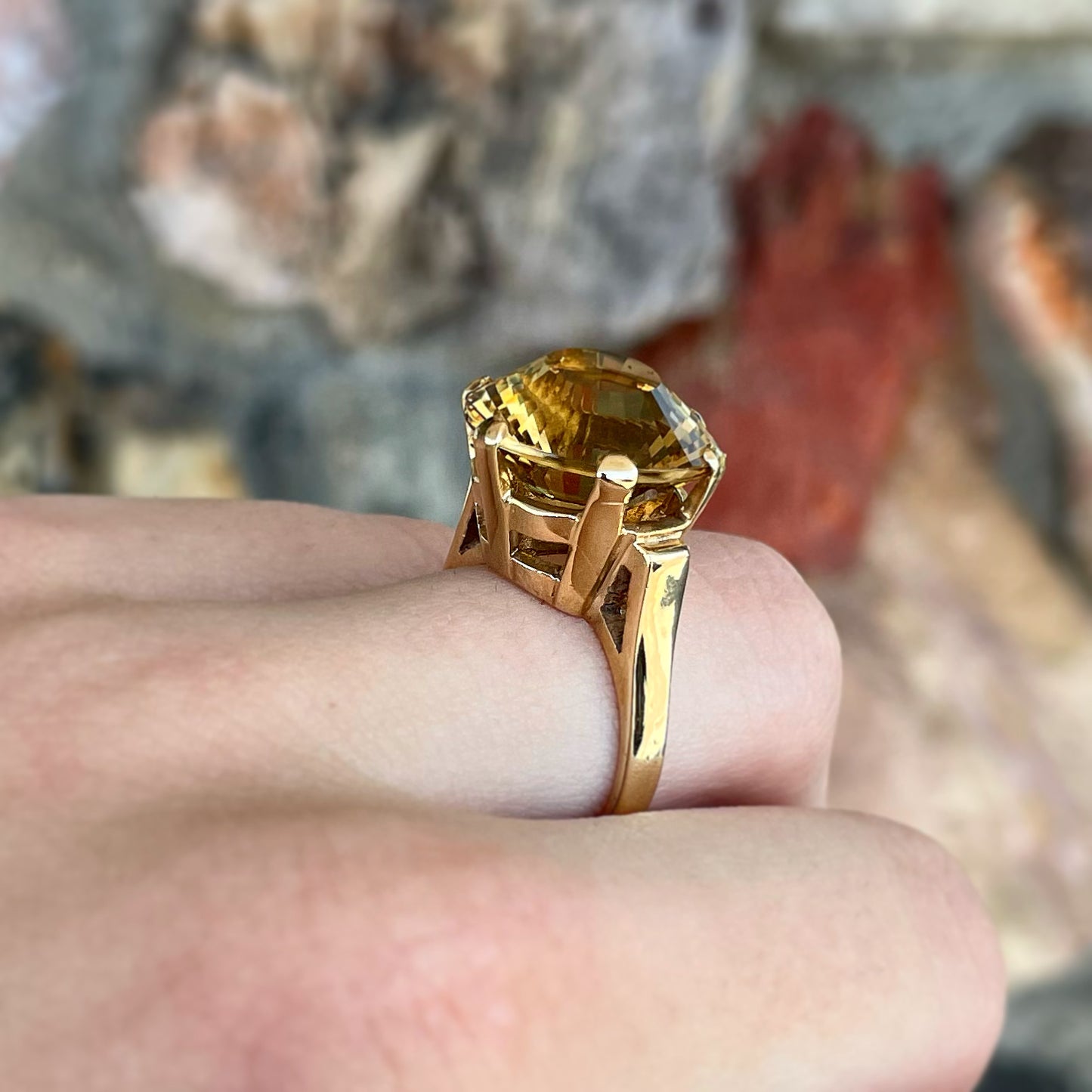 14mm Round Citrine Fancy Cut Ring | 14kt