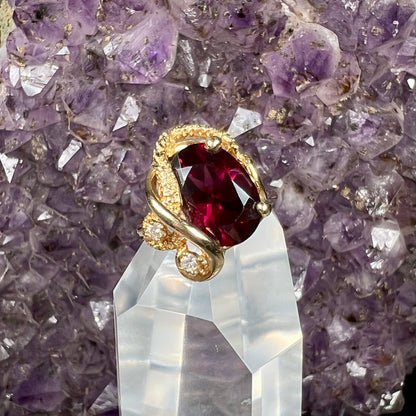 Rhodolite Garnet & Diamond Ring | 14kt