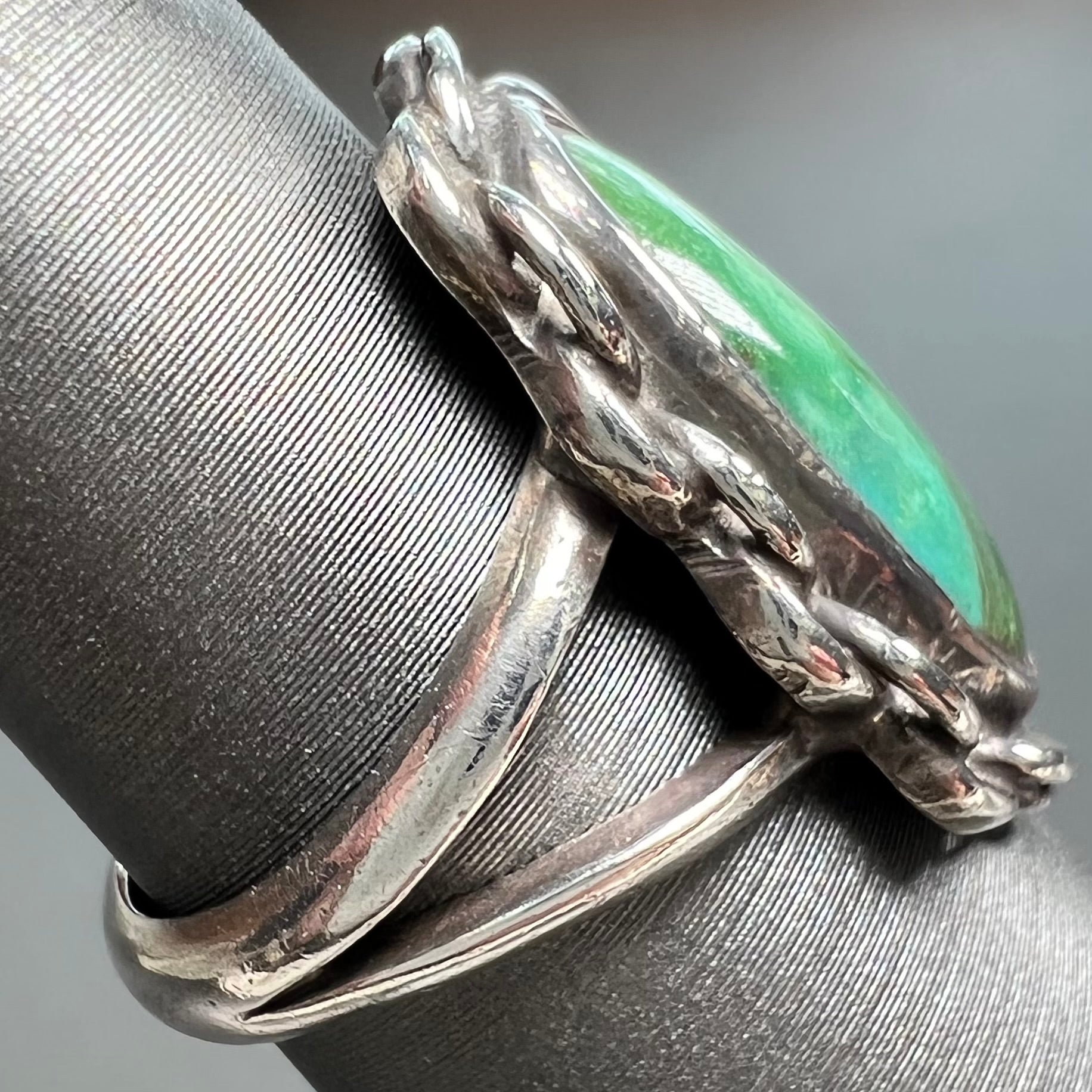 Parrot Green Variscite - 935 Argentium Silver - Wire top Wrapped - Gemstone - Bracelet - 925 Silver Bolt Ring Clasp