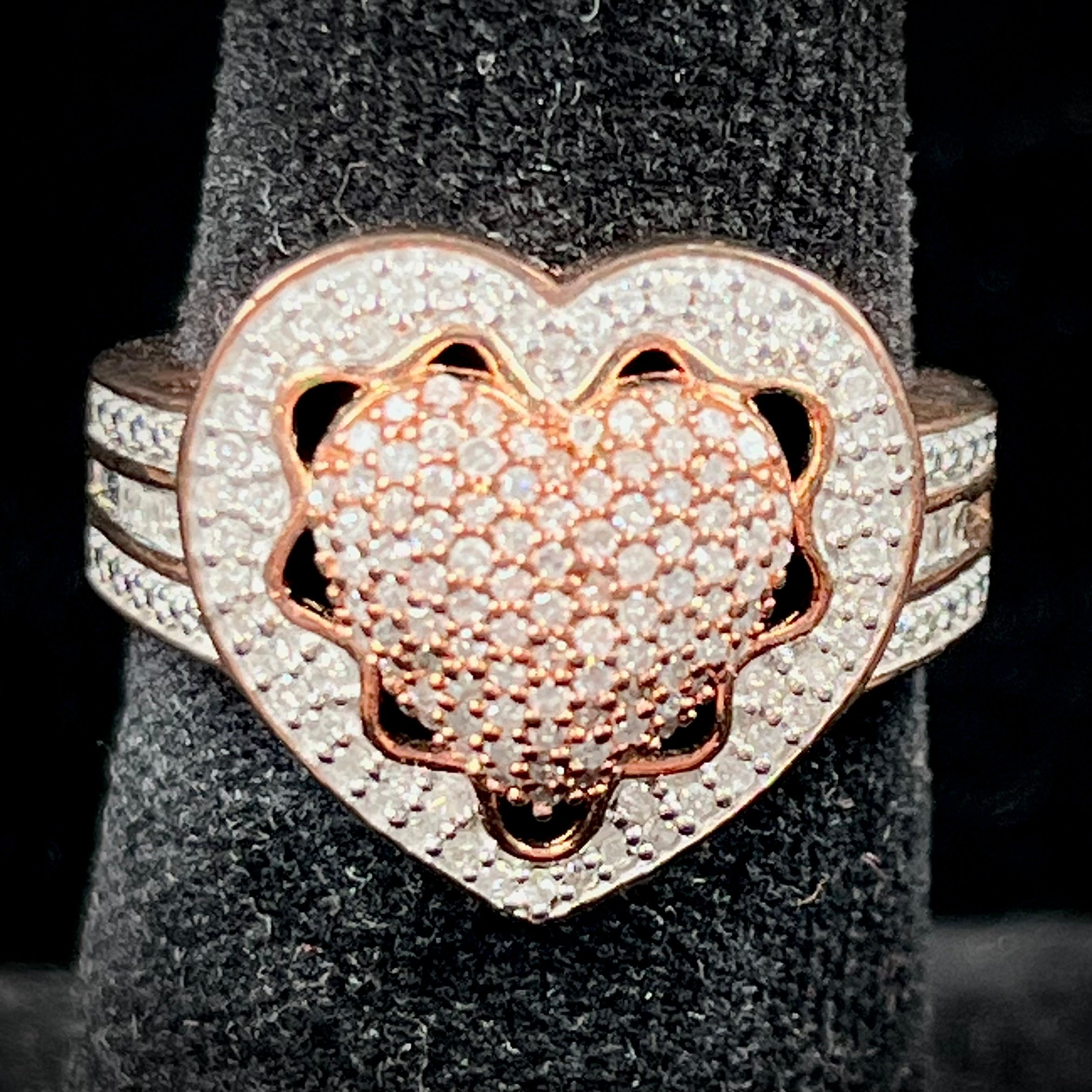 Samuel B. 18k & Sterling Silver Heart Ring 001-620-04102 | Miner's Den  Jewelers | Royal Oak, MI