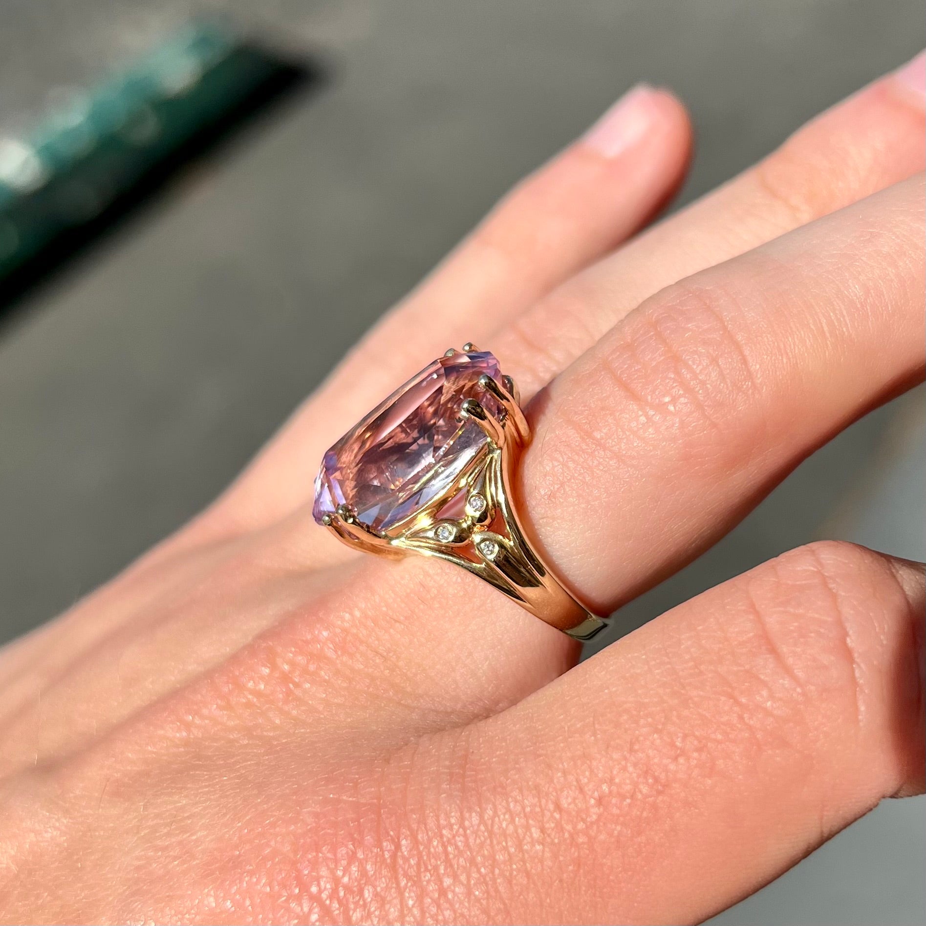 18.75ct Kunzite & Diamond Ring | 14kt