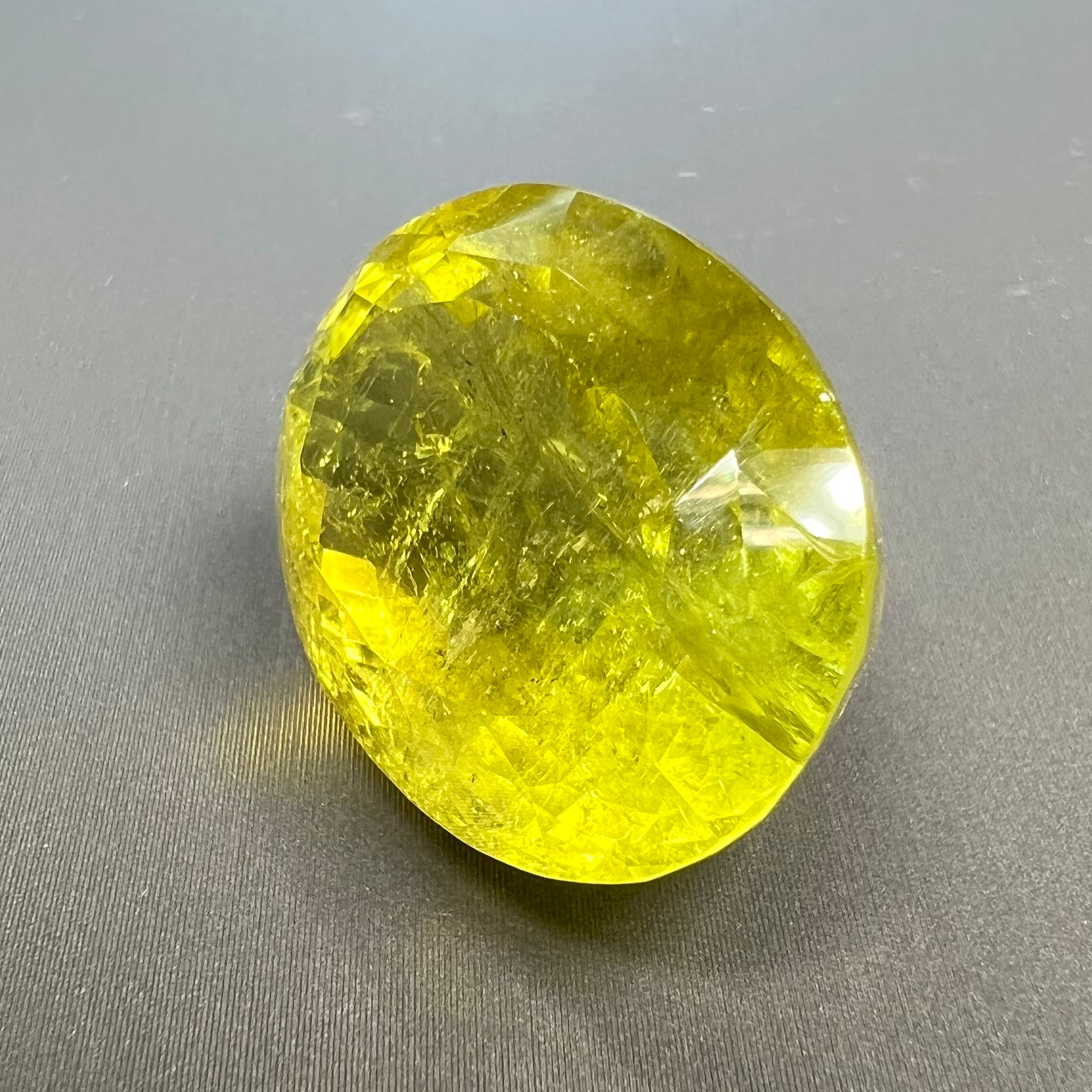 Outlet Yellow Green Tourmaline 5.22 carat Oval 12x10 mm, Flawless-VVS Clarity, Natural Loose Gemstone for Jewelry