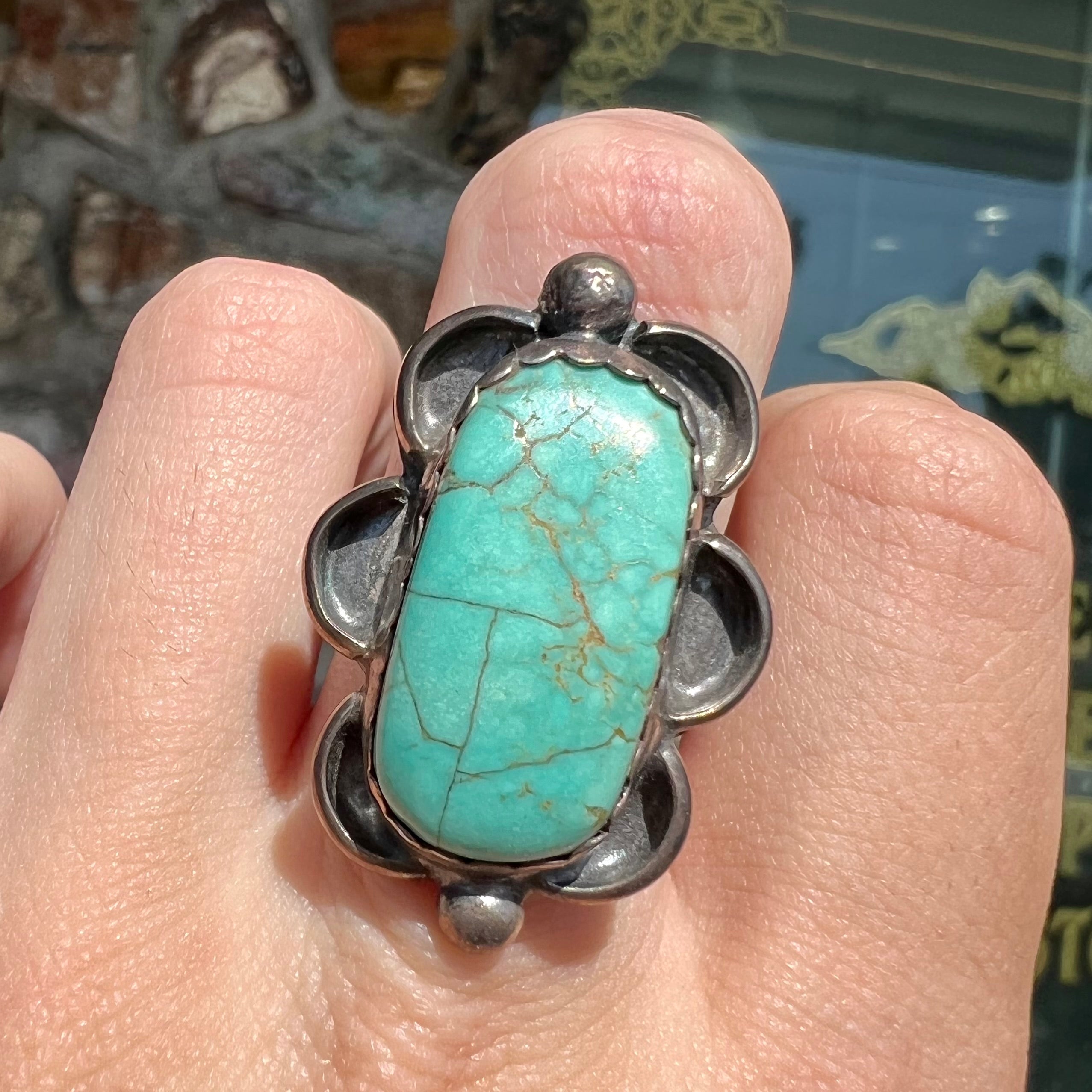 Vintage Antique Patina Native hotsell American Turquoise Sterling Silver Ring M359