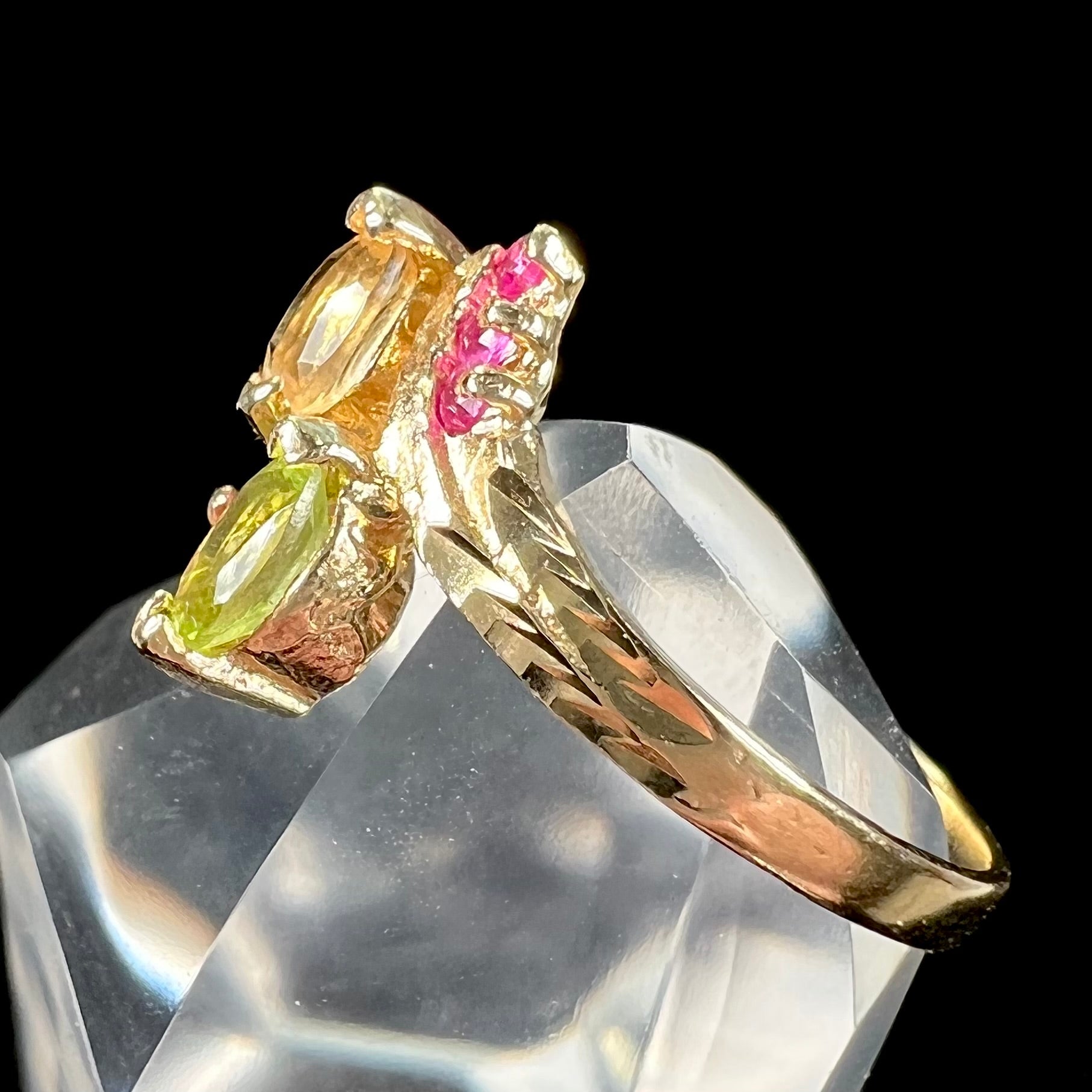 Ladies' Peridot, Citrine, & Ruby Ring in 14kt Yellow Gold