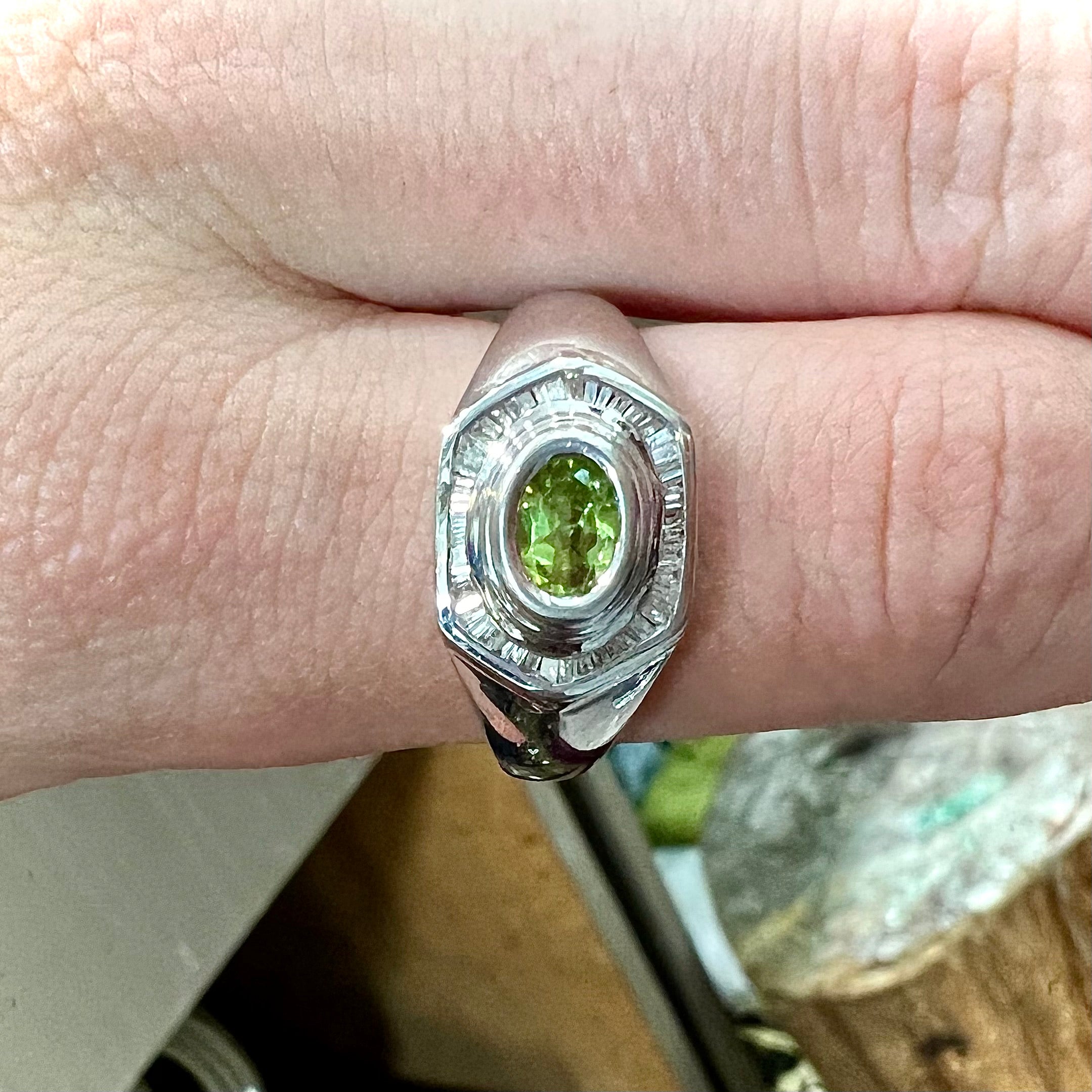 Vintage Mens Art Deco Yellow Gold Peridot Ring - 1.5 Carats — Antique  Jewelry Mall