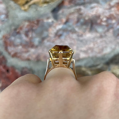 14mm Round Citrine Fancy Cut Ring | 14kt