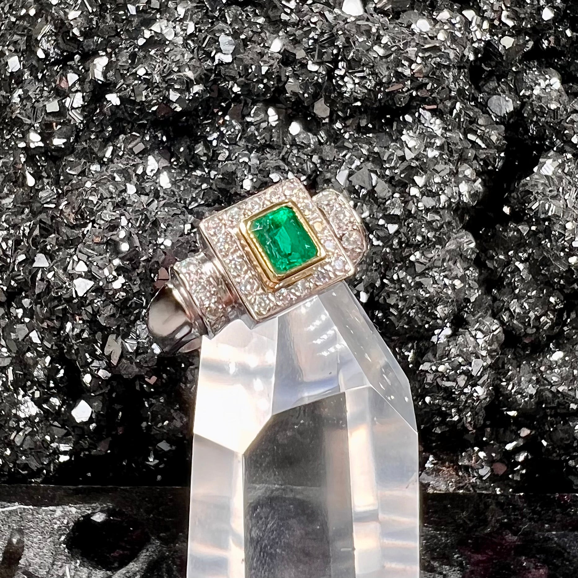 Emerald ring with sales two diamonds